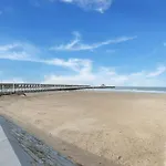 Spacious With Terrace 公寓 布兰肯贝赫