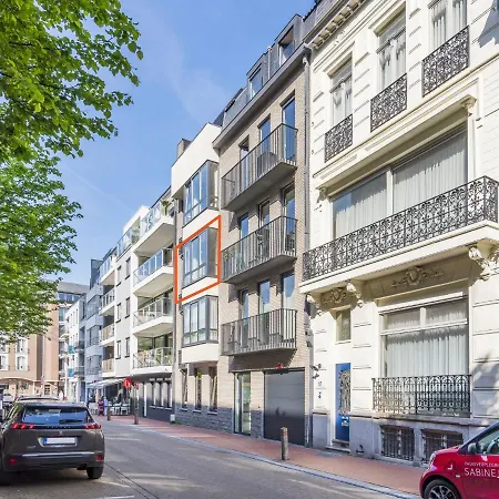 Spacious With Terrace * Blankenberge
