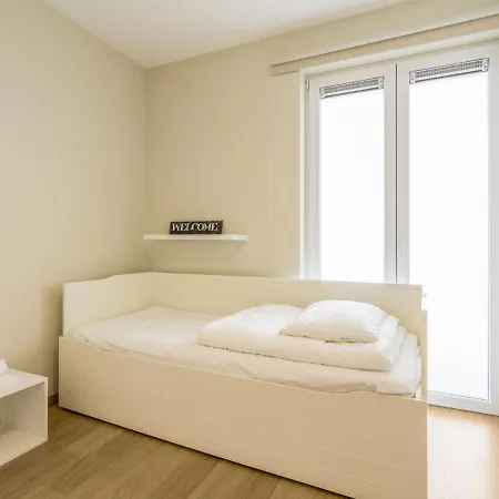 Spacious With Terrace Апартаменты Бланкенберге