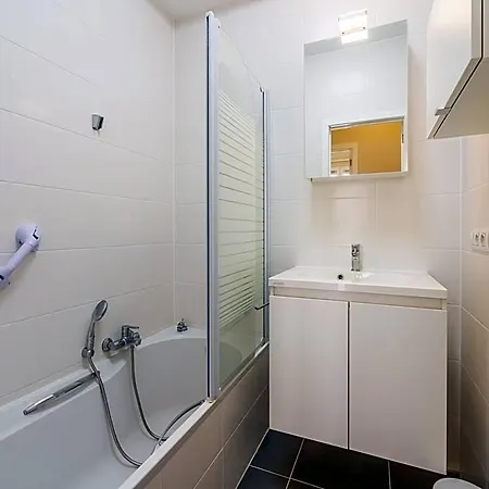 Апартаменты Spacious With Terrace