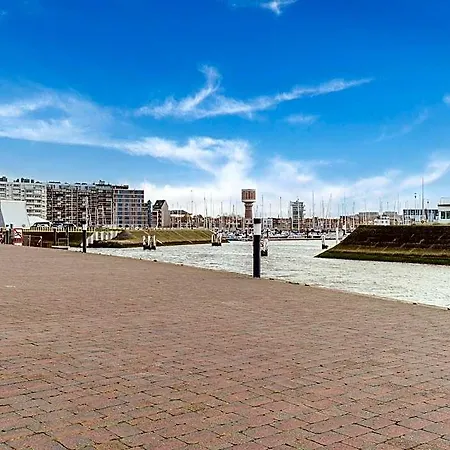 Апартаменты Spacious With Terrace Бланкенберге