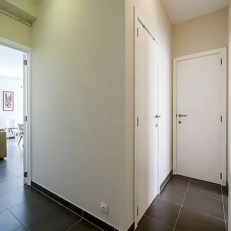 Spacious With Terrace Апартаменты Бланкенберге